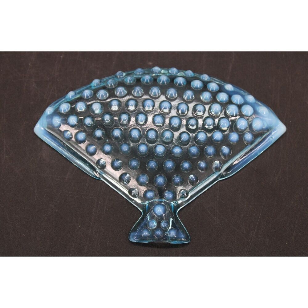 Vintage Fenton Blue Opalescent Hobnail Fan Ashtray - Picture 3 of 7